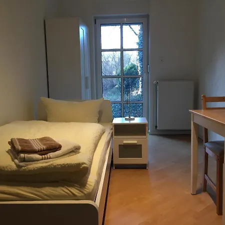 Moebliertes Haus In Apartment Falkensee